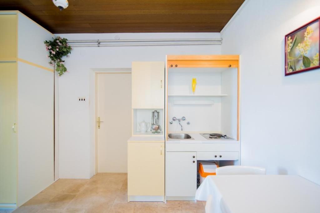 Apartments Veve Postira Pokój zdjęcie