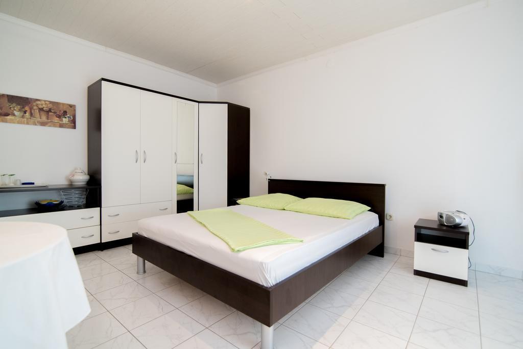 Apartments Veve Postira Zewnętrze zdjęcie